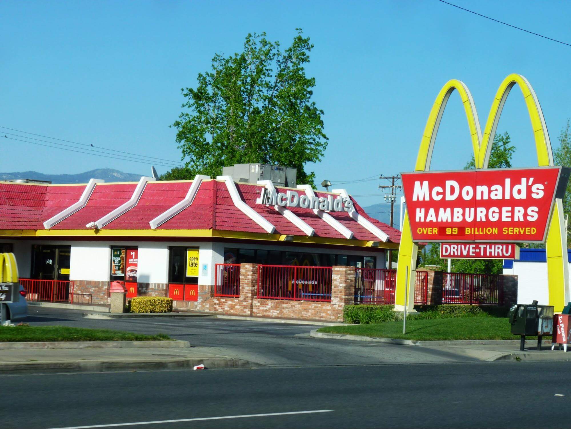 McDonald's famous sign. 